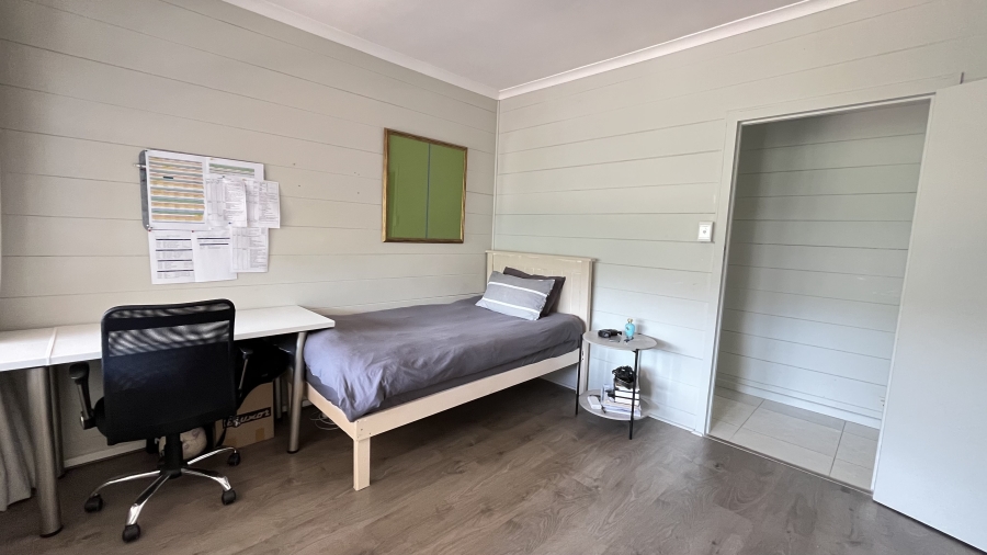 3 Bedroom Property for Sale in Glencairn Western Cape